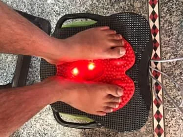 एक्यूप्रेशर से जुड़ा चित्र